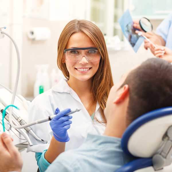 Dentist Dentist